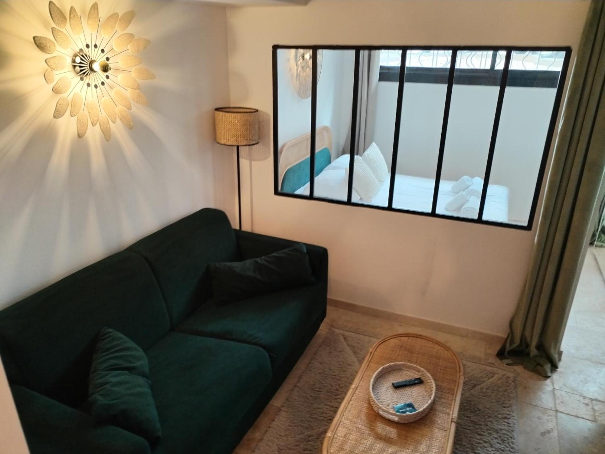 Saint-Tropez Florida Apartment Exterior photo