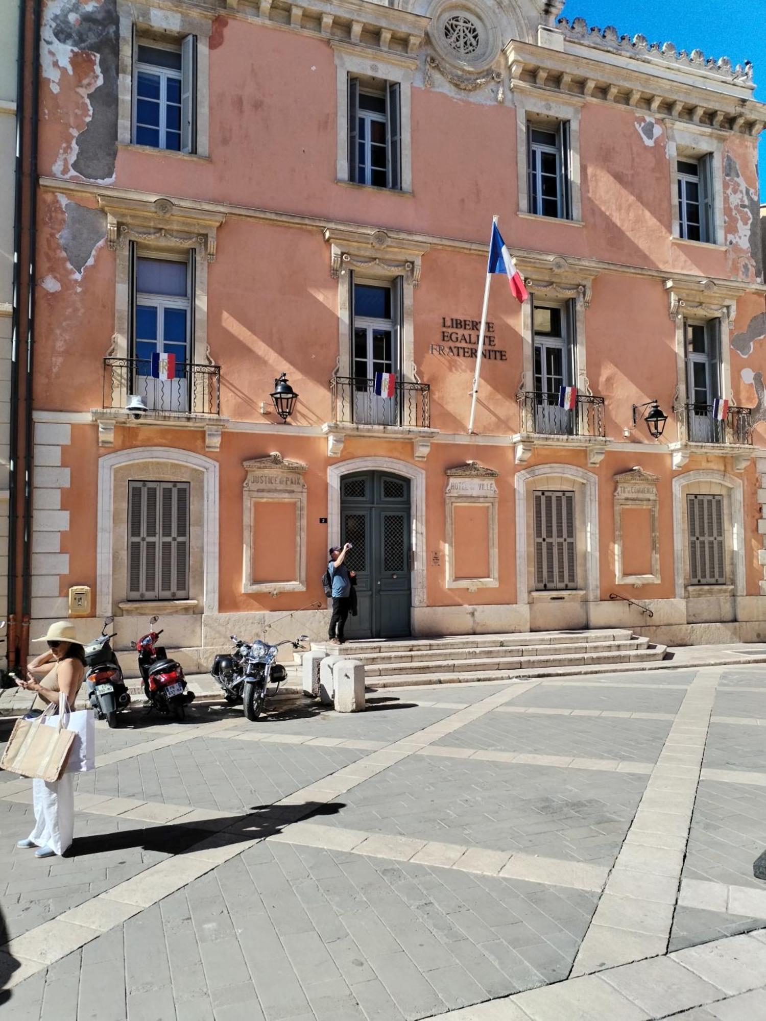 Saint-Tropez Florida Apartment Exterior photo